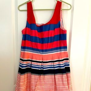 Tiana B. Sleeveless fitted dress with pockets, size 10